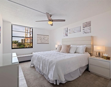 6145 Sun Boulevard - Photo Thumbnail 22