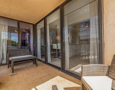 6145 Sun Boulevard - Photo Thumbnail 21
