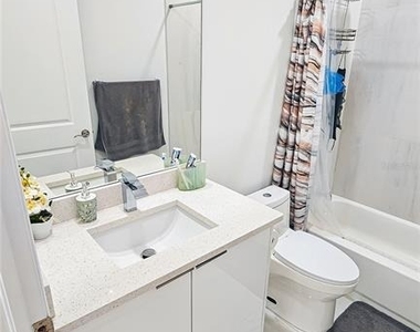 1503 W 17th Street - Photo Thumbnail 18