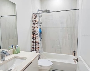 1503 W 17th Street - Photo Thumbnail 17