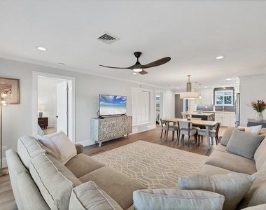 500 S Washington Drive - Photo Thumbnail 3
