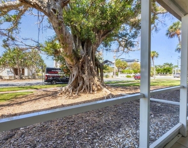 500 S Washington Drive - Photo Thumbnail 24
