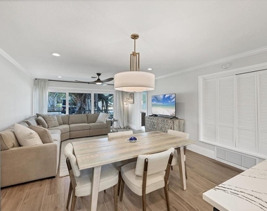 500 S Washington Drive - Photo Thumbnail 11