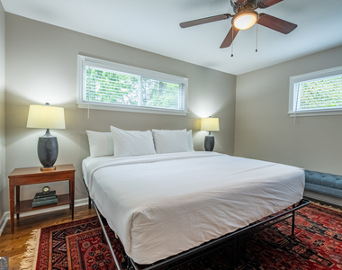 236 Pioneer Trail - Photo Thumbnail 3