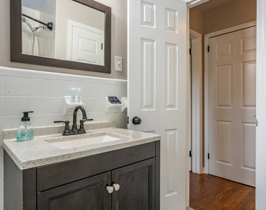 236 Pioneer Trail - Photo Thumbnail 19