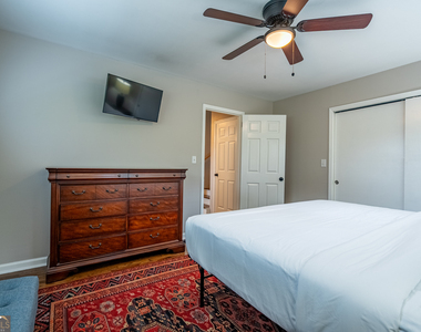 236 Pioneer Trail - Photo Thumbnail 29