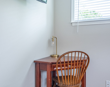 236 Pioneer Trail - Photo Thumbnail 25