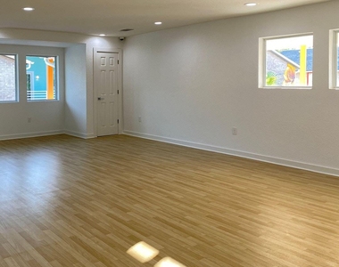 8787 Hammerly Blvd - Photo Thumbnail 11