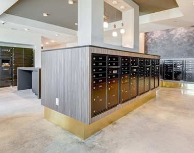 23233 Western Centre Drive - Photo Thumbnail 9