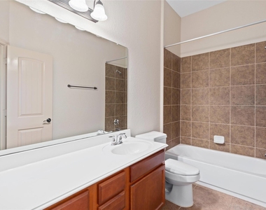 2886 Aurelia Lane - Photo Thumbnail 25