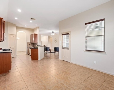 2886 Aurelia Lane - Photo Thumbnail 13