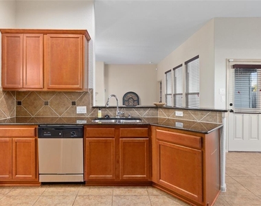 2886 Aurelia Lane - Photo Thumbnail 11