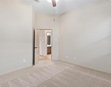 2886 Aurelia Lane - Photo Thumbnail 24