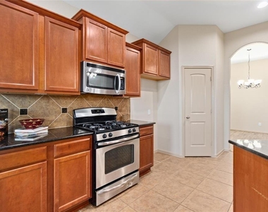 2886 Aurelia Lane - Photo Thumbnail 12