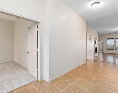 2886 Aurelia Lane - Photo Thumbnail 3