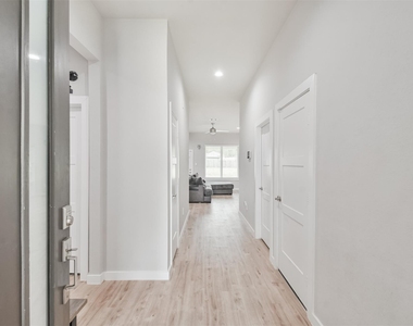 14226 Lake Lodge Drive - Photo Thumbnail 1