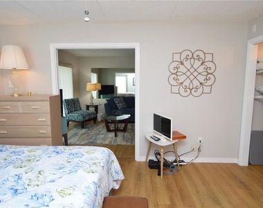 12760 Indian Rocks Road - Photo Thumbnail 38