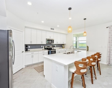 12640 Radiance Court - Photo Thumbnail 3
