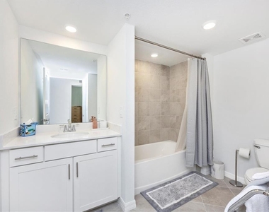 12640 Radiance Court - Photo Thumbnail 32