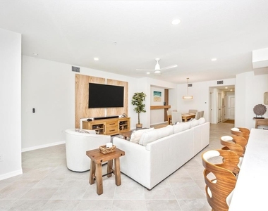 12640 Radiance Court - Photo Thumbnail 17