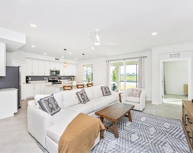 12640 Radiance Court - Photo Thumbnail 12