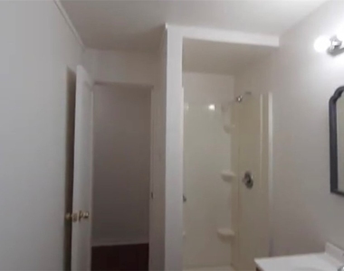 180 N Jones Street - Photo Thumbnail 13