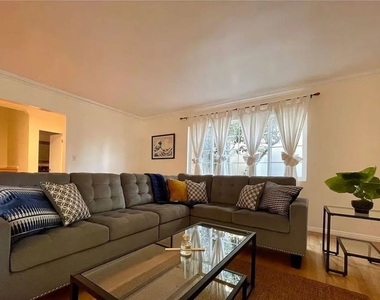 1115 22nd Street - Photo Thumbnail 11