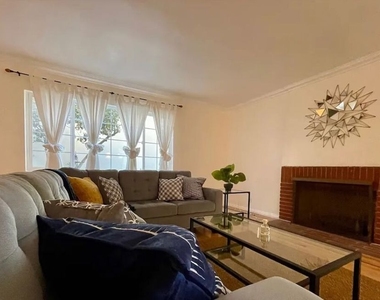 1115 22nd Street - Photo Thumbnail 12