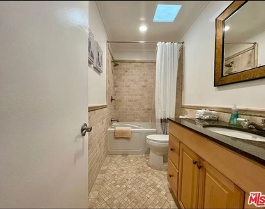 1115 22nd Street - Photo Thumbnail 27