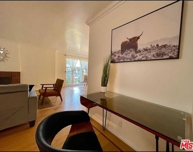 1115 22nd Street - Photo Thumbnail 4