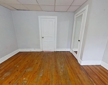 334 N Beaver Street - Photo Thumbnail 5