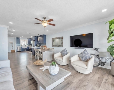 5172 Coquina Key Drive Se - Photo Thumbnail 8