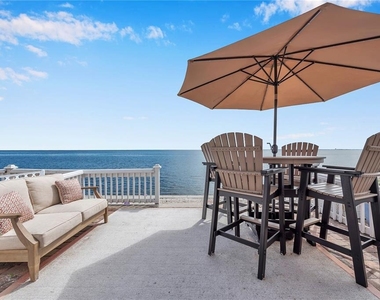 5172 Coquina Key Drive Se - Photo Thumbnail 29