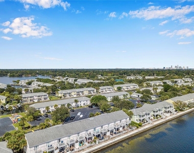 5172 Coquina Key Drive Se - Photo Thumbnail 39