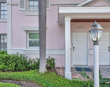 5172 Coquina Key Drive Se - Photo Thumbnail 44