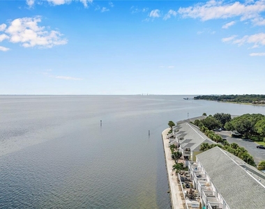 5172 Coquina Key Drive Se - Photo Thumbnail 43