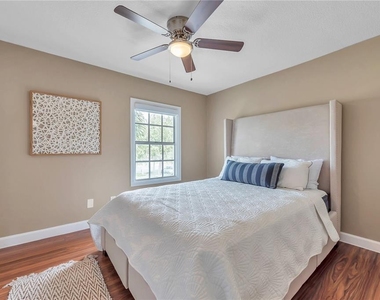 5172 Coquina Key Drive Se - Photo Thumbnail 23