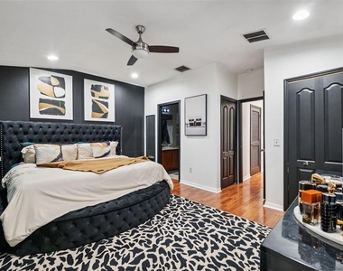 12224 Foxmoor Peak Drive - Photo Thumbnail 8