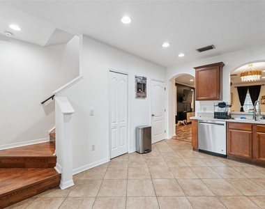 12224 Foxmoor Peak Drive - Photo Thumbnail 6