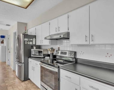 331 Burke Road - Photo Thumbnail 10