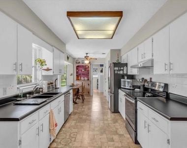 331 Burke Road - Photo Thumbnail 8