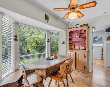 331 Burke Road - Photo Thumbnail 11