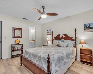 331 Burke Road - Photo Thumbnail 19