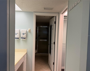 5700 Sheffield Greene Circle - Photo Thumbnail 21