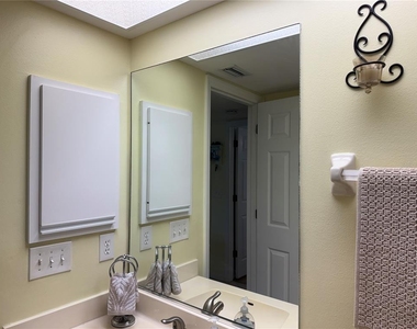 5700 Sheffield Greene Circle - Photo Thumbnail 17