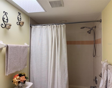 5700 Sheffield Greene Circle - Photo Thumbnail 18