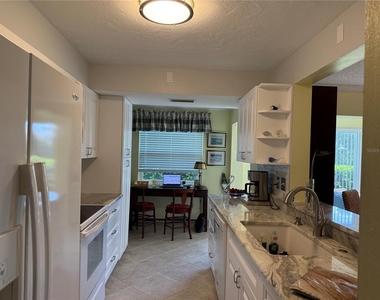 5700 Sheffield Greene Circle - Photo Thumbnail 8