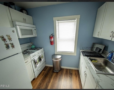 46 Kearney Avenue - Photo Thumbnail 12