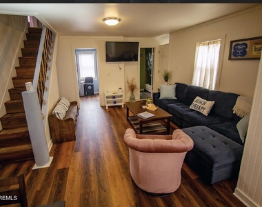 46 Kearney Avenue - Photo Thumbnail 5