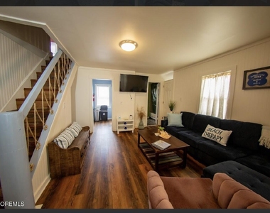 46 Kearney Avenue - Photo Thumbnail 4